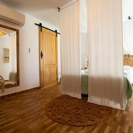Casa Alegria Pansiyon *