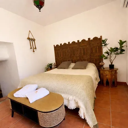 Oda ve Kahvaltı Senda De Alegria 3*
